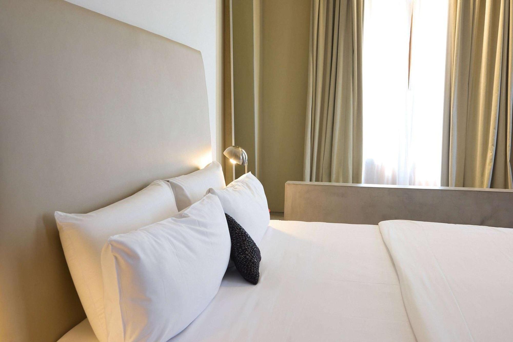 Hotel Esplendor By Wyndham Buenos Aires Esterno foto